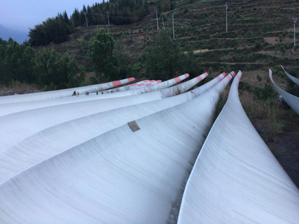浙江運達風電貴州退役葉片回收處理現場